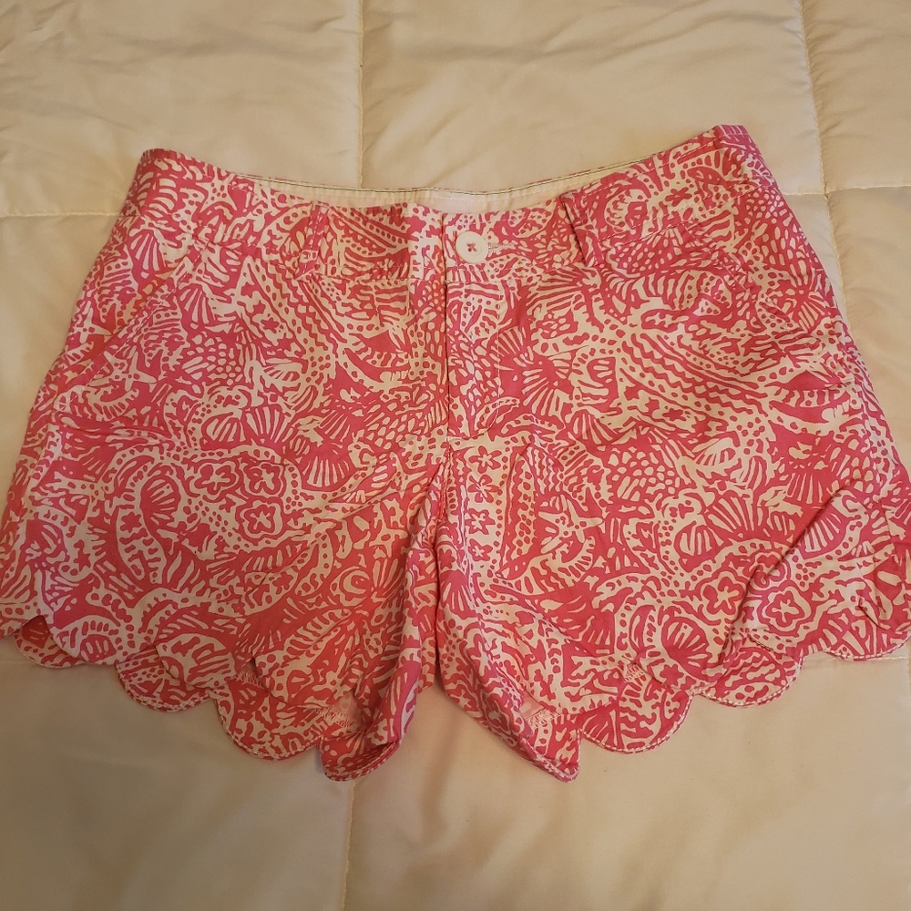 Lilly Pulitizer Buttercup Short size 2